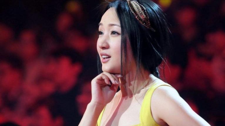 52岁的杨钰莹婚姻情况,52岁杨钰莹为何至今未婚