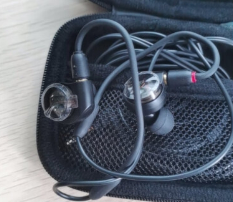 推荐几款听歌音质超好的有线耳机,4款出色的降噪耳机音质动听悦耳