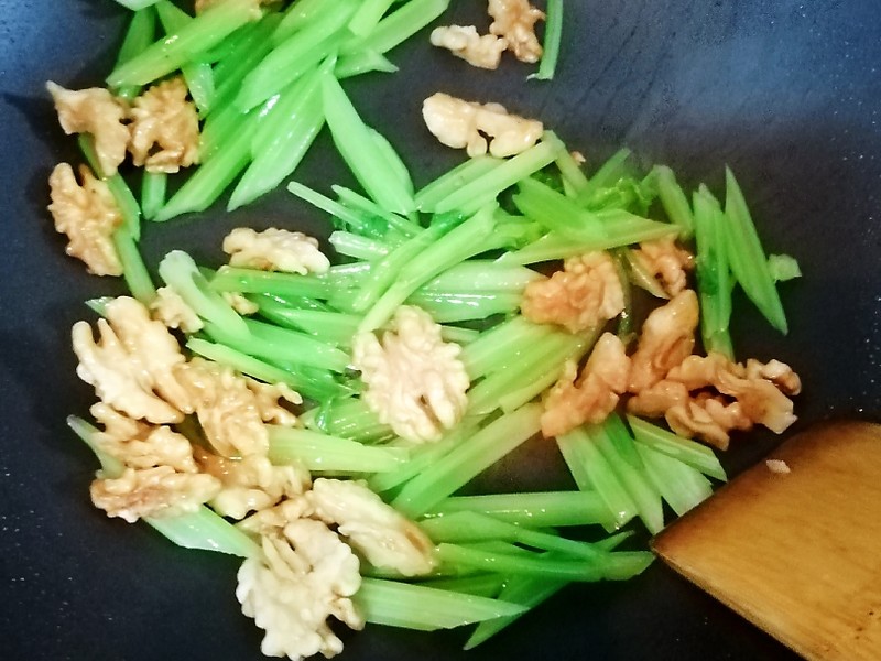 文玩核桃有猫腻吗,小小核桃竟然有这么大的隐患