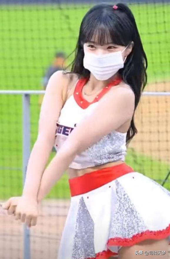 韩国啦啦队长朴姬兰热舞,韩国啦啦队热舞卡通