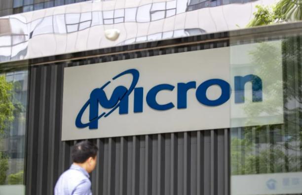 抢别人又怕被抢！美巨头解散上海团队，帮助核心员工全家移民美国