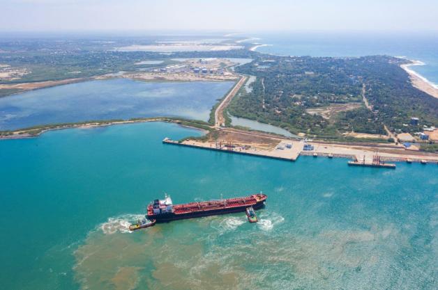 两艘美舰过航台湾海峡新闻评述,台媒报道美舰过航台湾海峡