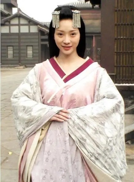 是性感惹的祸？还是追求名利太过心急？这五位女星各有各的苦衷