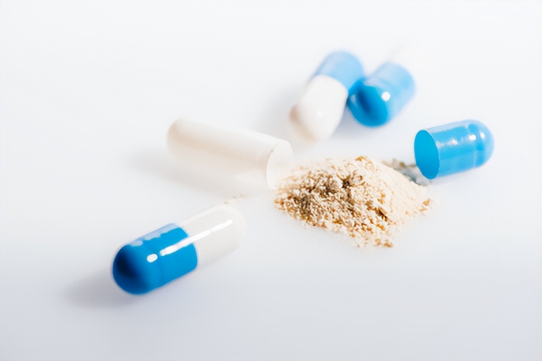 婴儿湿疹和癣有什么差别,体癣和湿疹有吃的药吗