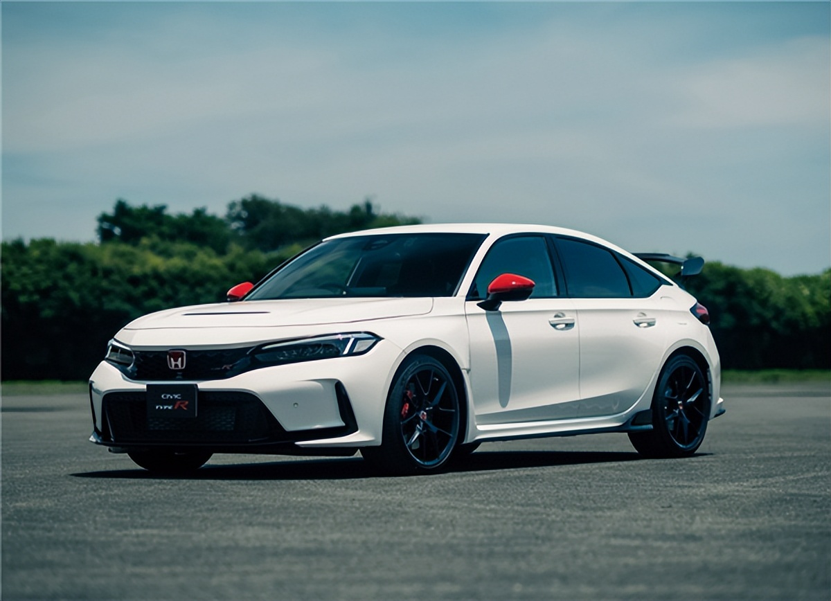 type-r思域2024落地价,2023款本田思域type-r二手多少钱