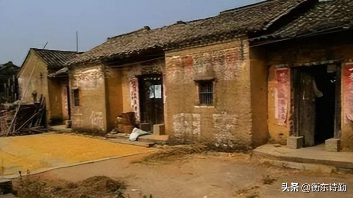 农村盖房西边的房子高对谁不好,农村建房前面比后面高合法吗