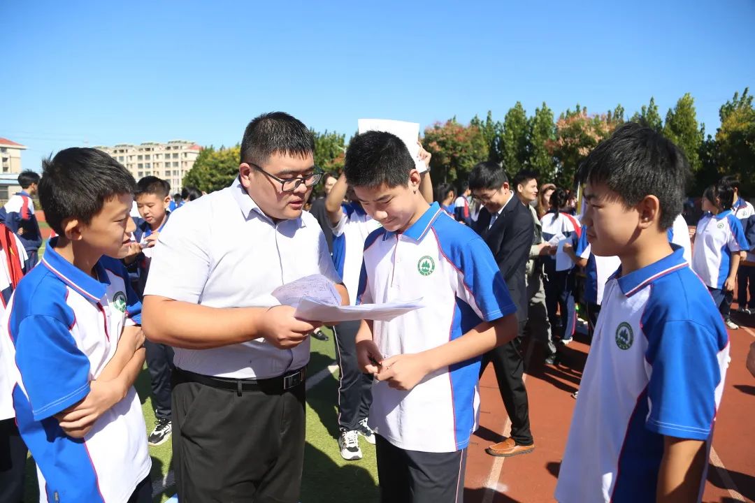 潍坊市奎文区圣卓实验学校小学部,潍坊市奎文区圣卓实验学校航拍