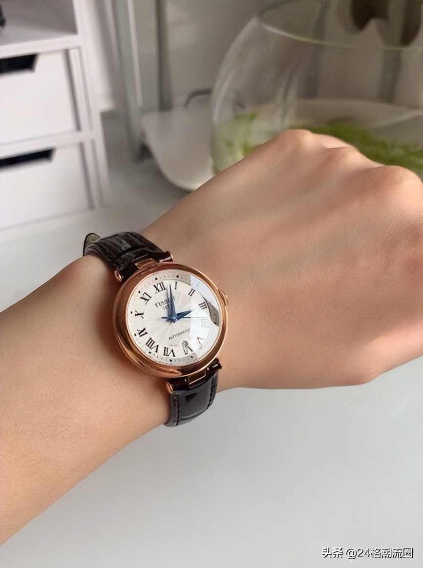 天梭小美人闪耀腕间,刘亦菲天梭广告小美人系列腕表