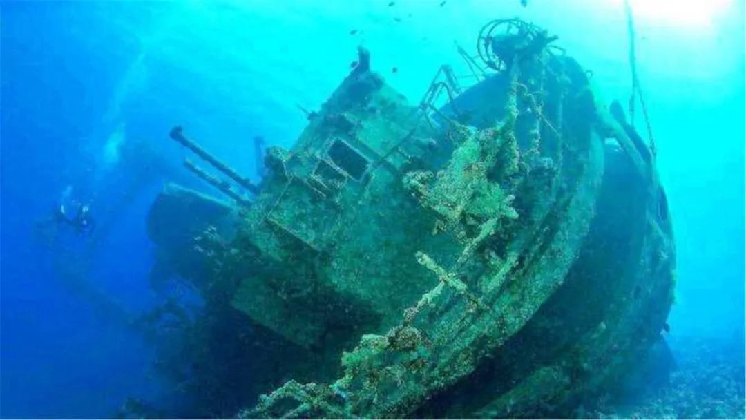 马来西亚扣押中国船只,称中方涉嫌非法打捞二战沉船,外交部回应