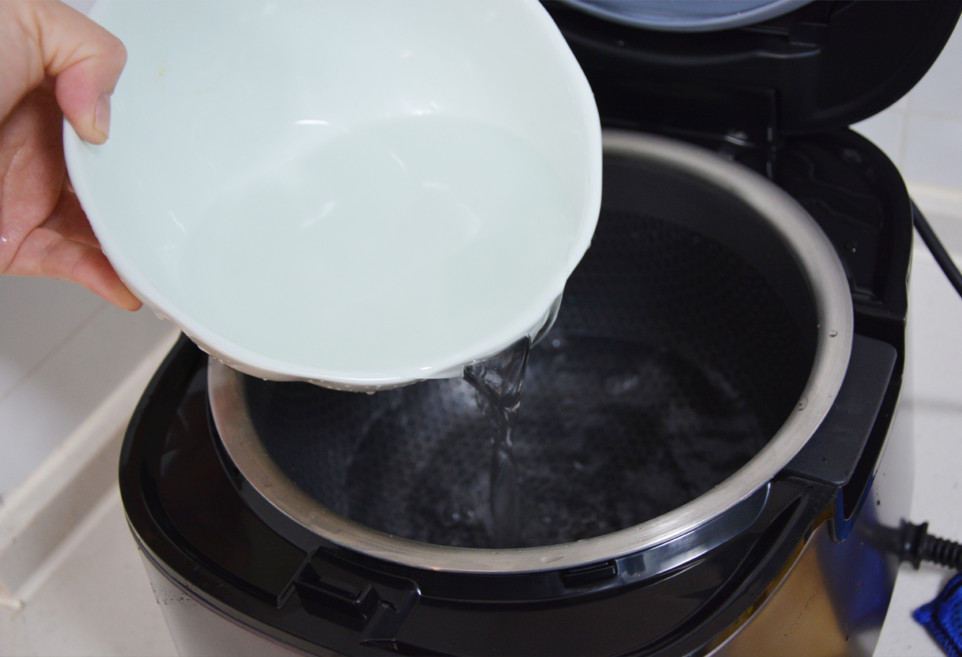 康巴赫蜂窝钢胆电饭煲,康巴赫纯钛内胆电饭煲价格