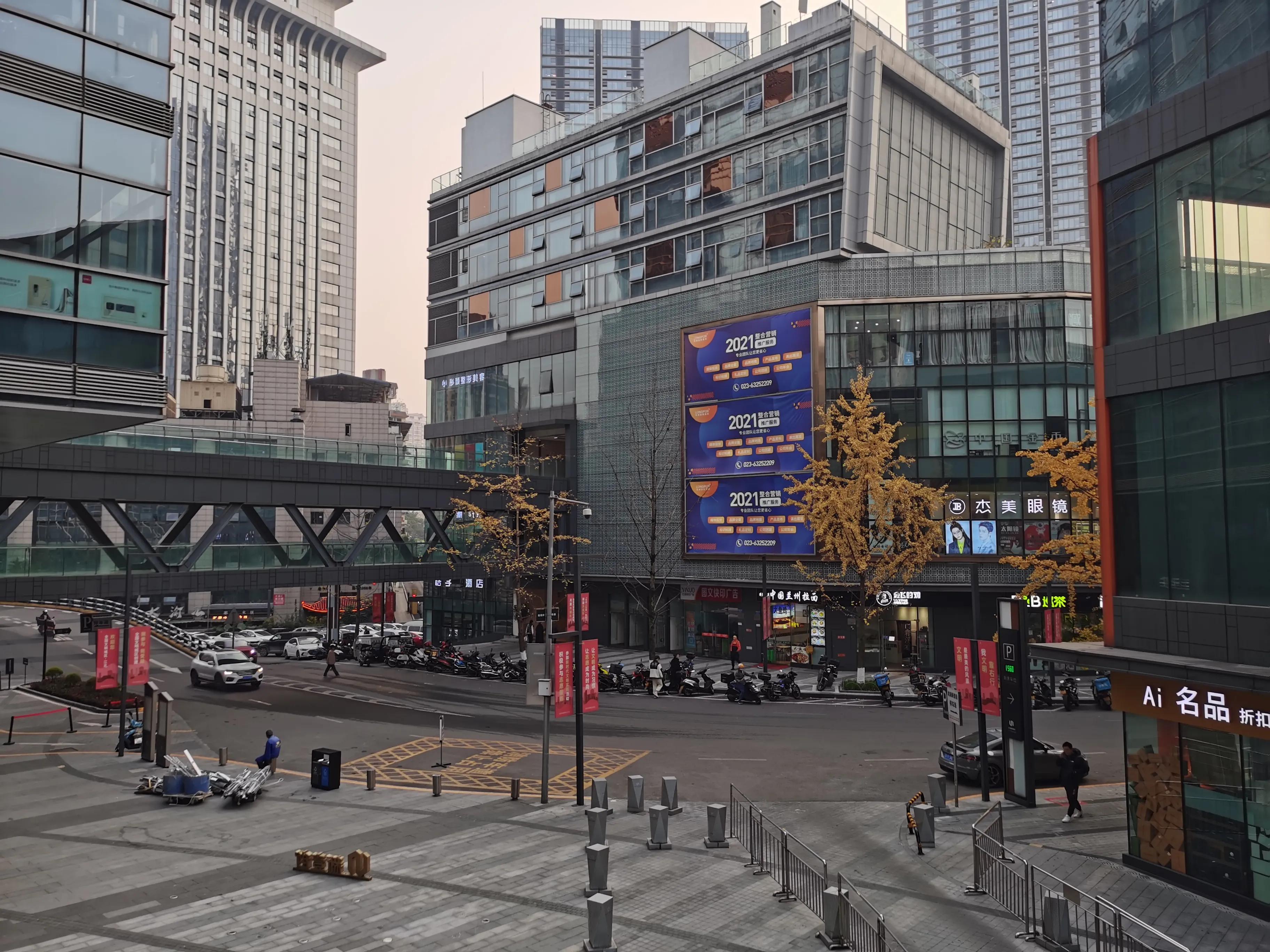 观音桥龙湖新壹街3号楼,龙湖新壹街失败的商圈