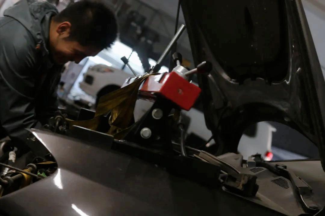 老迈腾b7换新款后新标,迈腾b7翻新哈尔滨