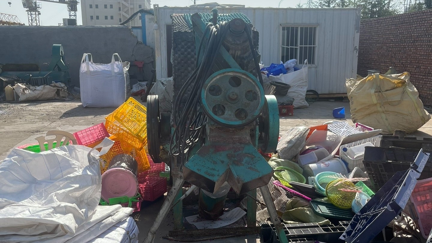 做废塑料生意该怎样赚钱,干废塑料加工一年能赚多少钱