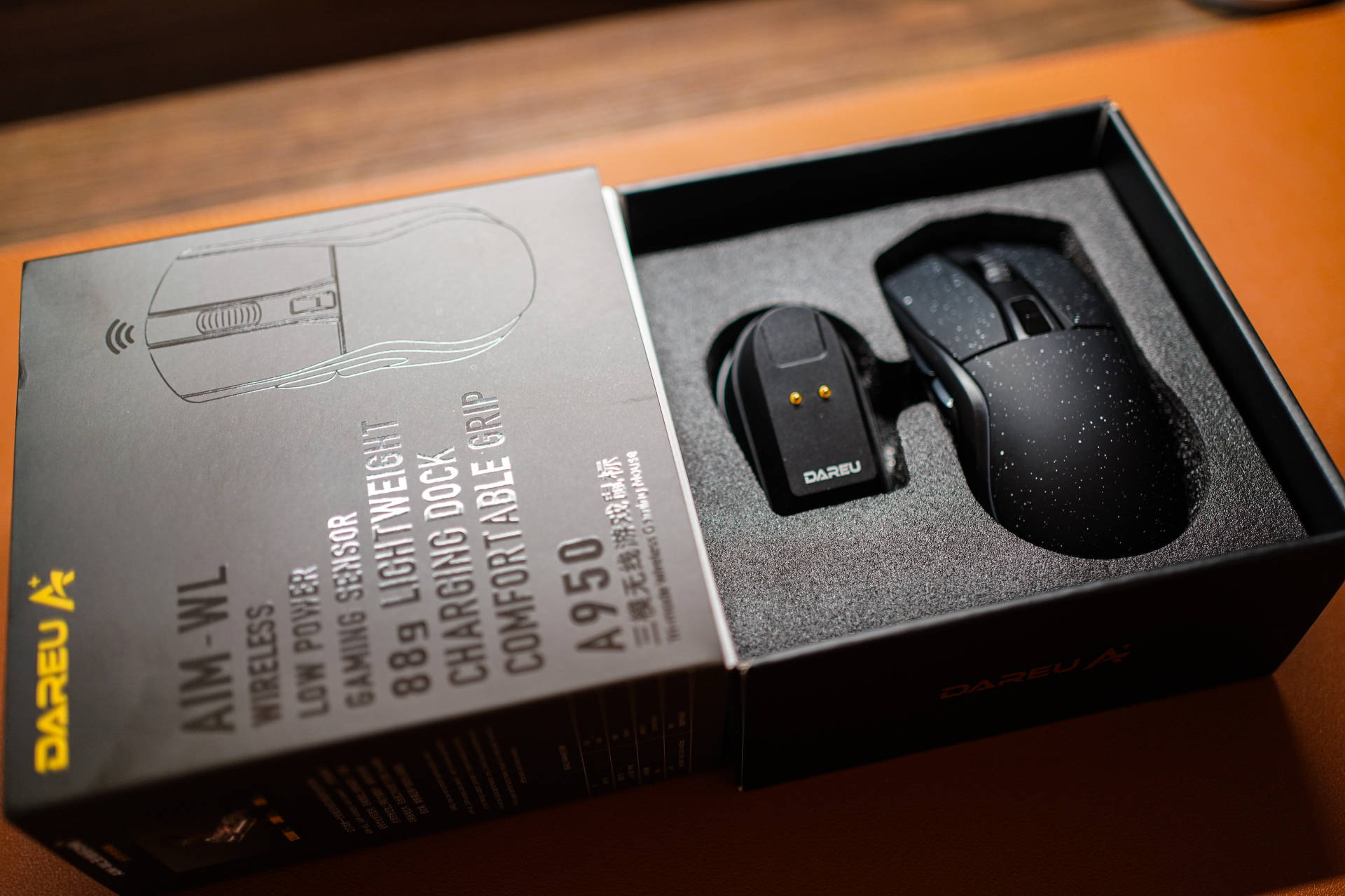 白天生产力晚上爱奇艺，八千字教你打造一键切换主题桌面