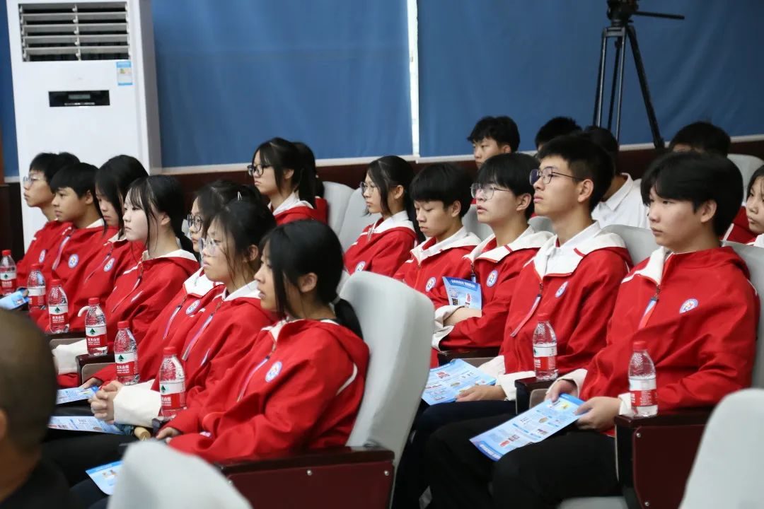 坑朋友！男子贩毒后利用朋友微信收款码“自洗钱”，结果……