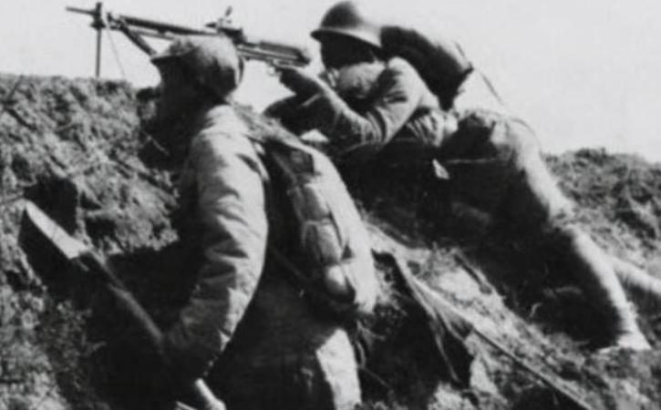 抗日战争什么部队战斗力最强,抗日战争时期中国军队骨瘦如柴