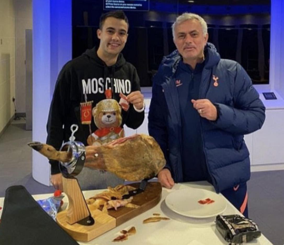 介绍狂人穆里尼奥一生的传奇,狂人日记穆里尼奥