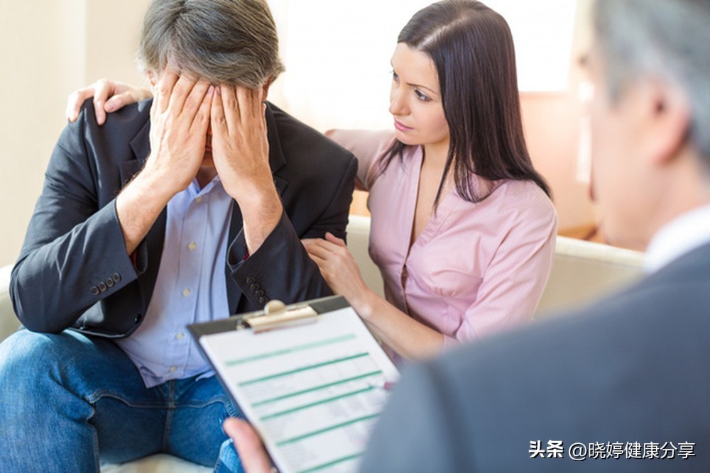 喉咙痛不会消失，可能是一种常见的性传播疾病