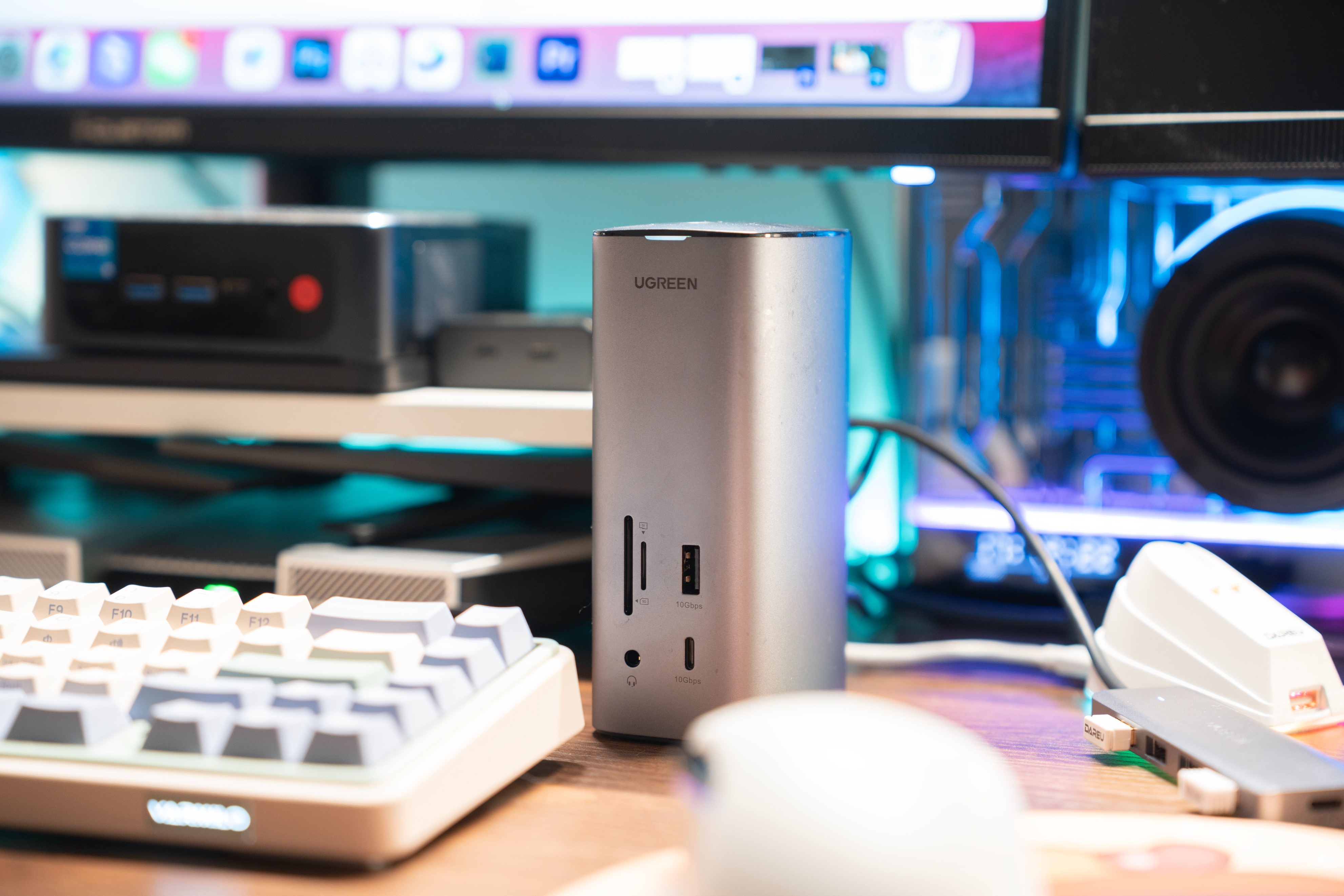 mac电脑怎么两个页面同时在屏幕上,mac建立多个窗口快速切屏