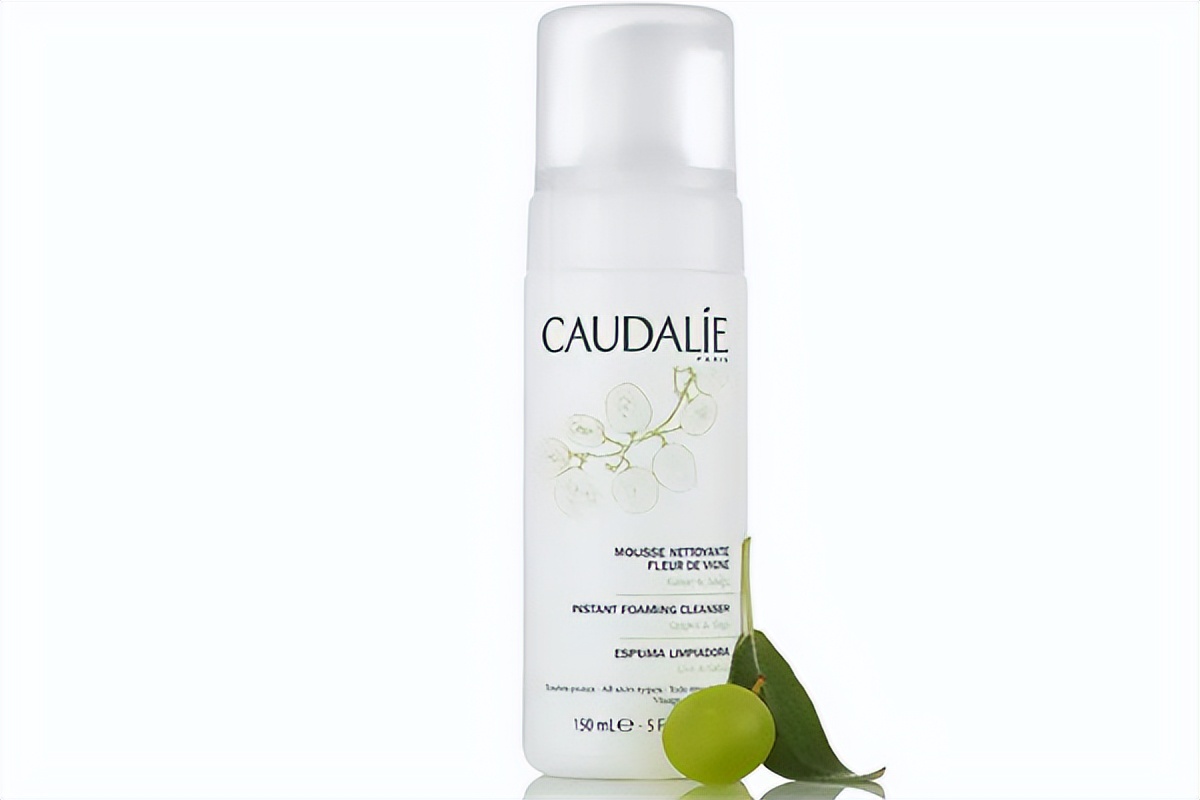 哪个牌子的洗面奶补水保湿效果好,保湿补水洗面奶哪一款好用女士