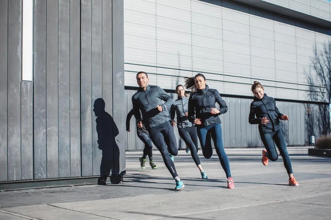 健身暴汗服女,暴汗服健身网红