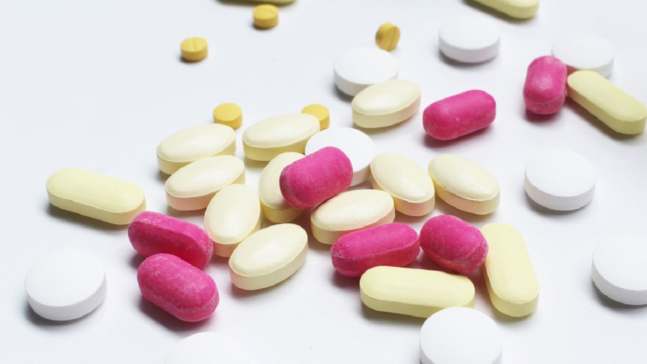 秋季宝宝呕吐腹泻发烧怎么回事,秋季腹泻反复发烧怎么办