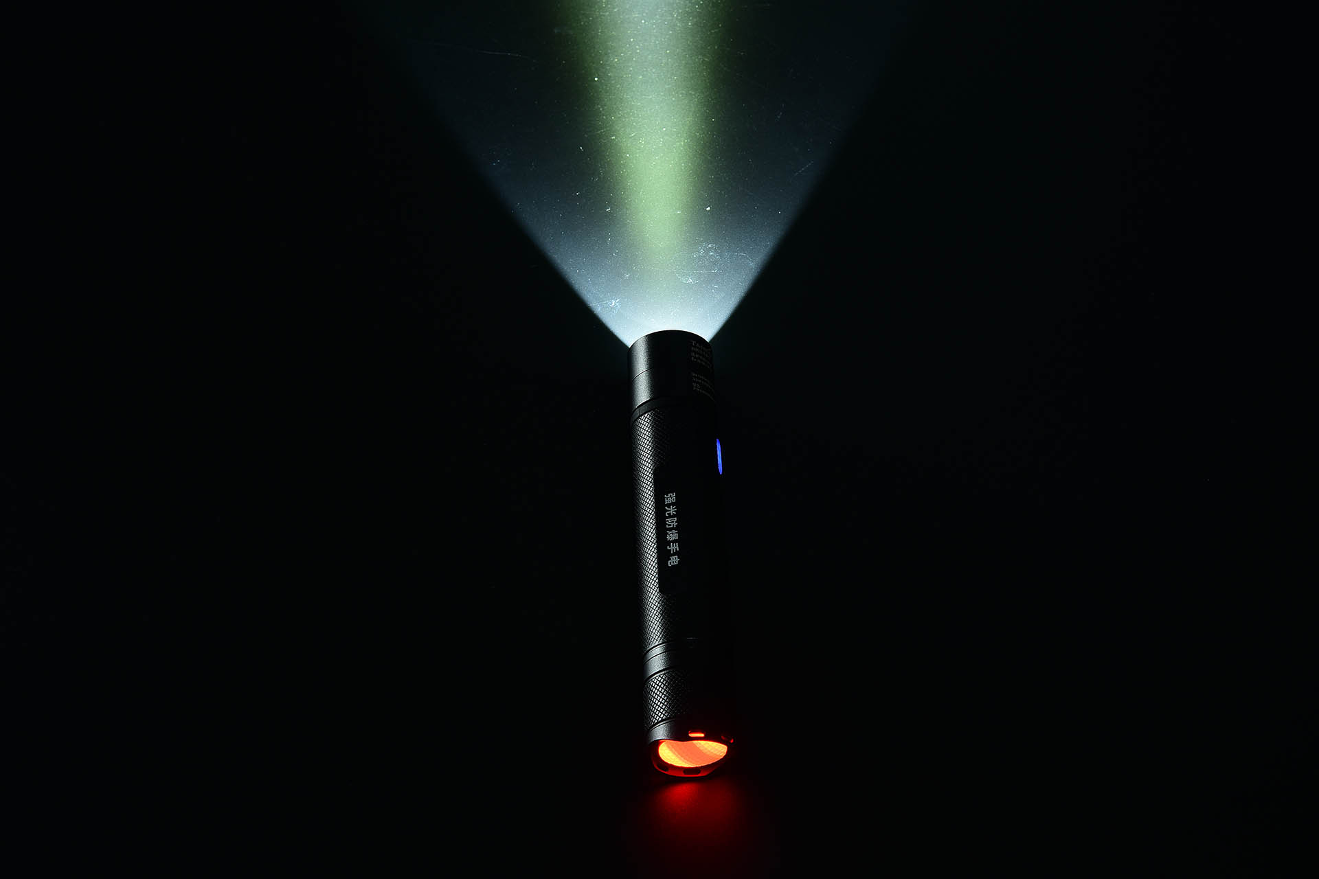 防爆手电筒和普通手电筒的区别,防爆手电筒耐用