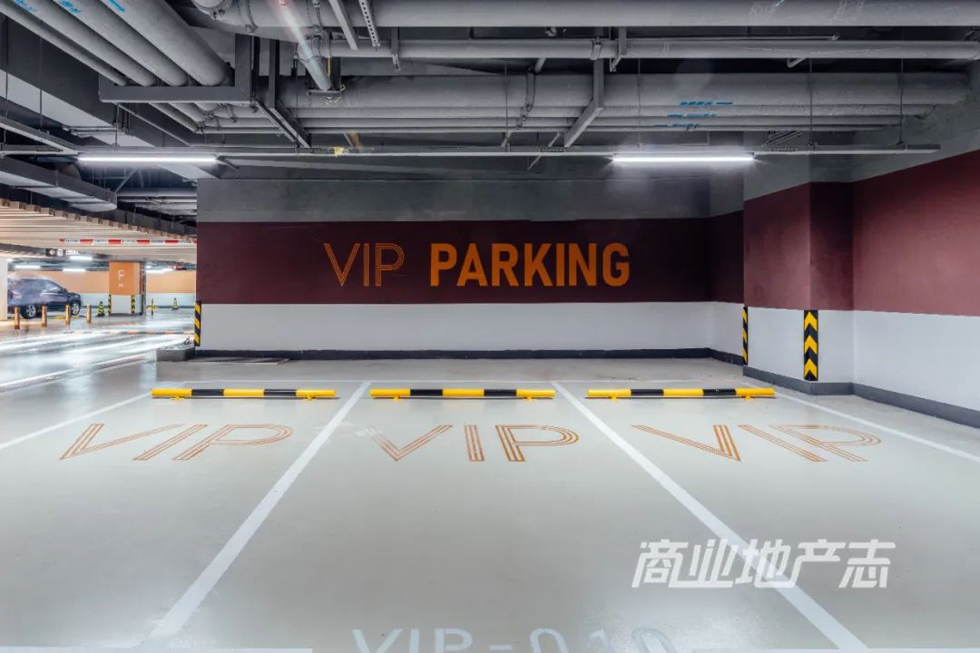 CRR百图斩｜定位重奢的福州万象城开业，榕城商业能级跨上新台阶