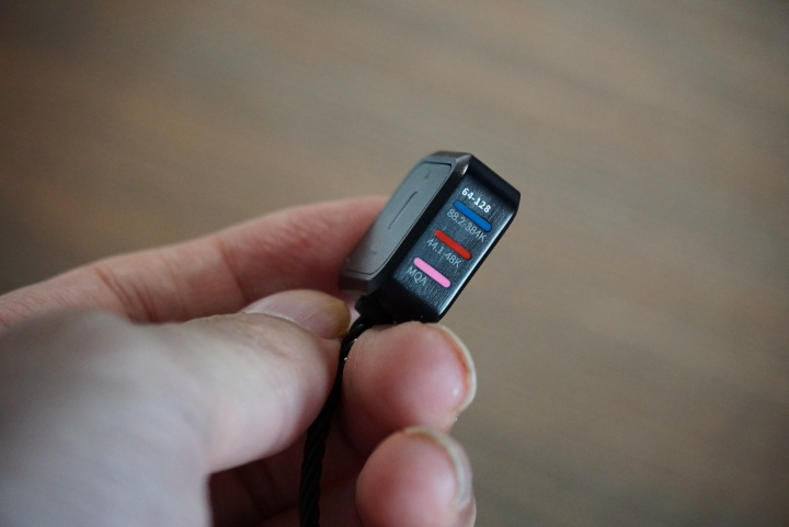 百元耳机和千元耳机对比,百元级耳机和千元级耳机的区别