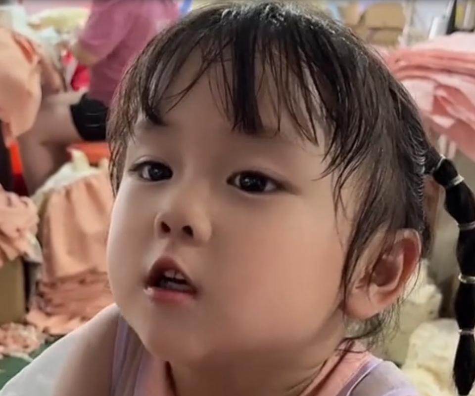 妮妮工厂小员工,妮妮的真实妈妈