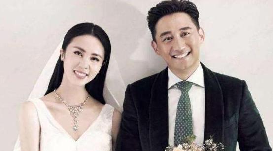 黄磊孙莉盛世美颜,黄磊黄多多孙莉长腿短发