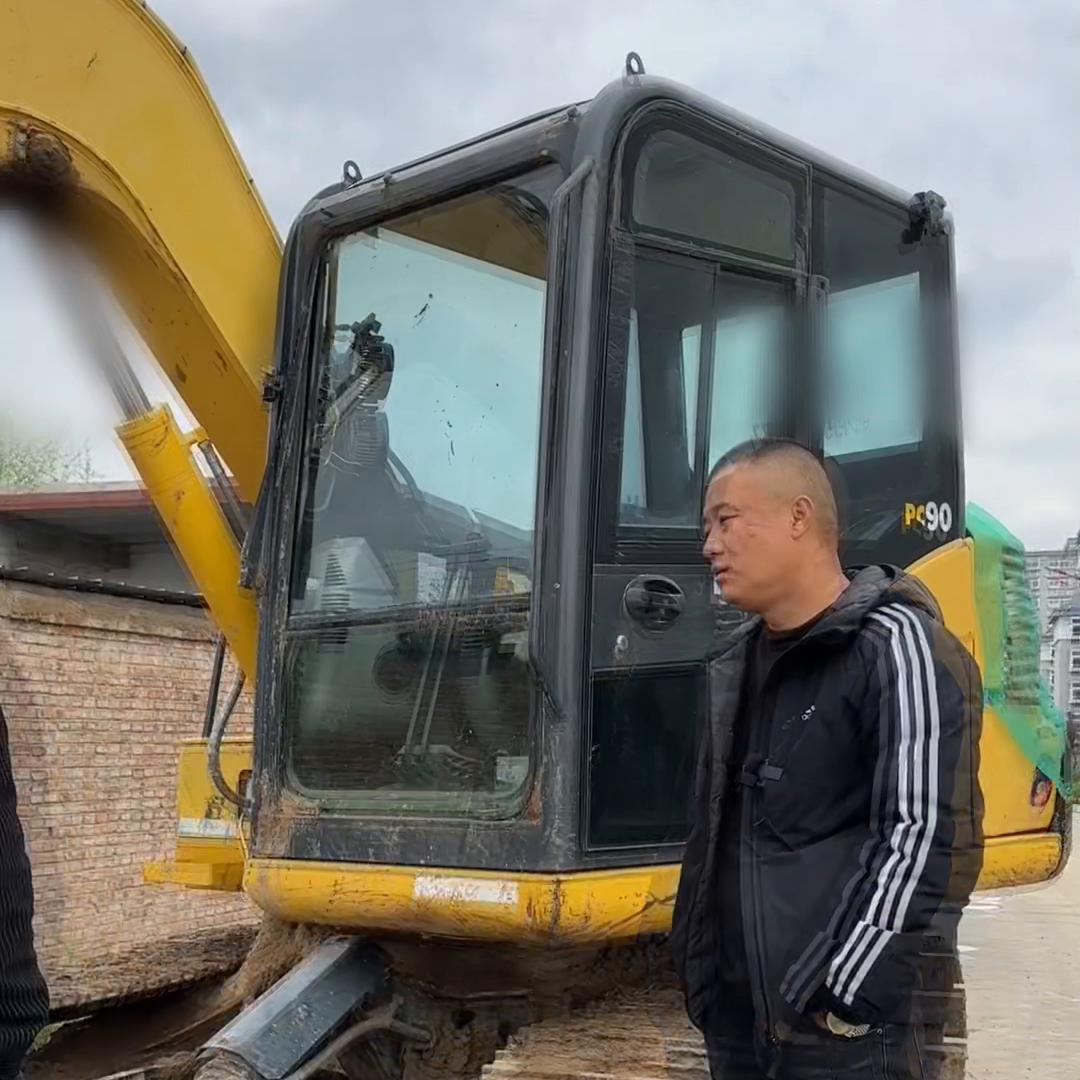 12年小松60-8质量怎么样,2022年个人小松60-8挖掘机转让