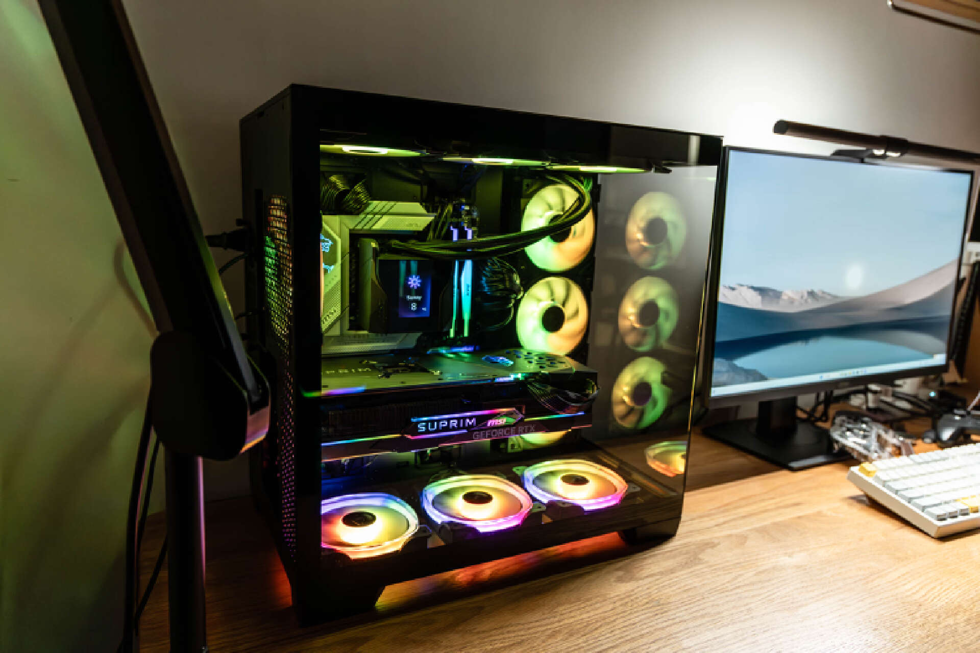 全塔海景房机箱,安钛克机箱c8海景房