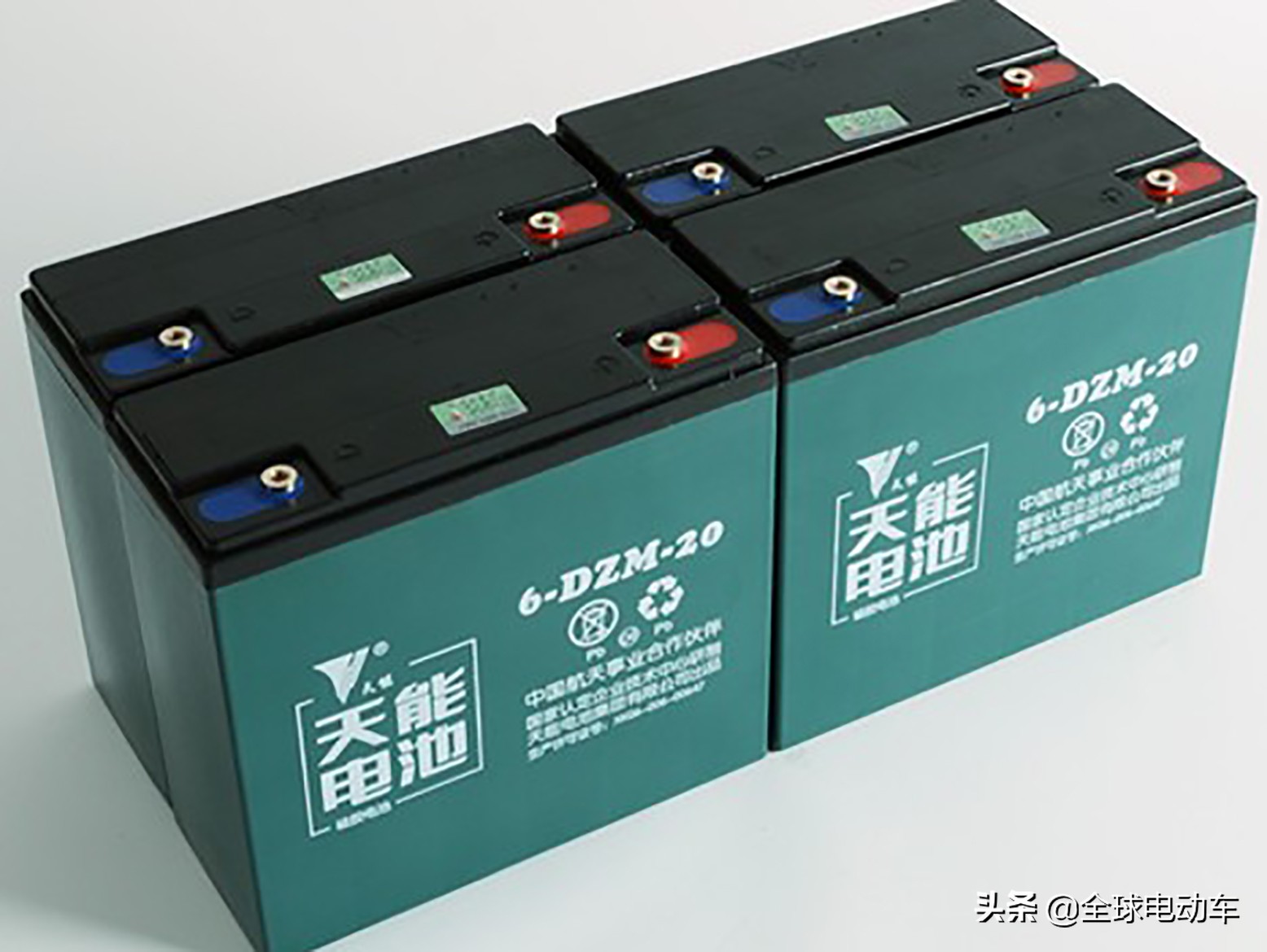 电动车电瓶怎么判断原装还是翻新,怎样辨别电动车电瓶原装还是翻新