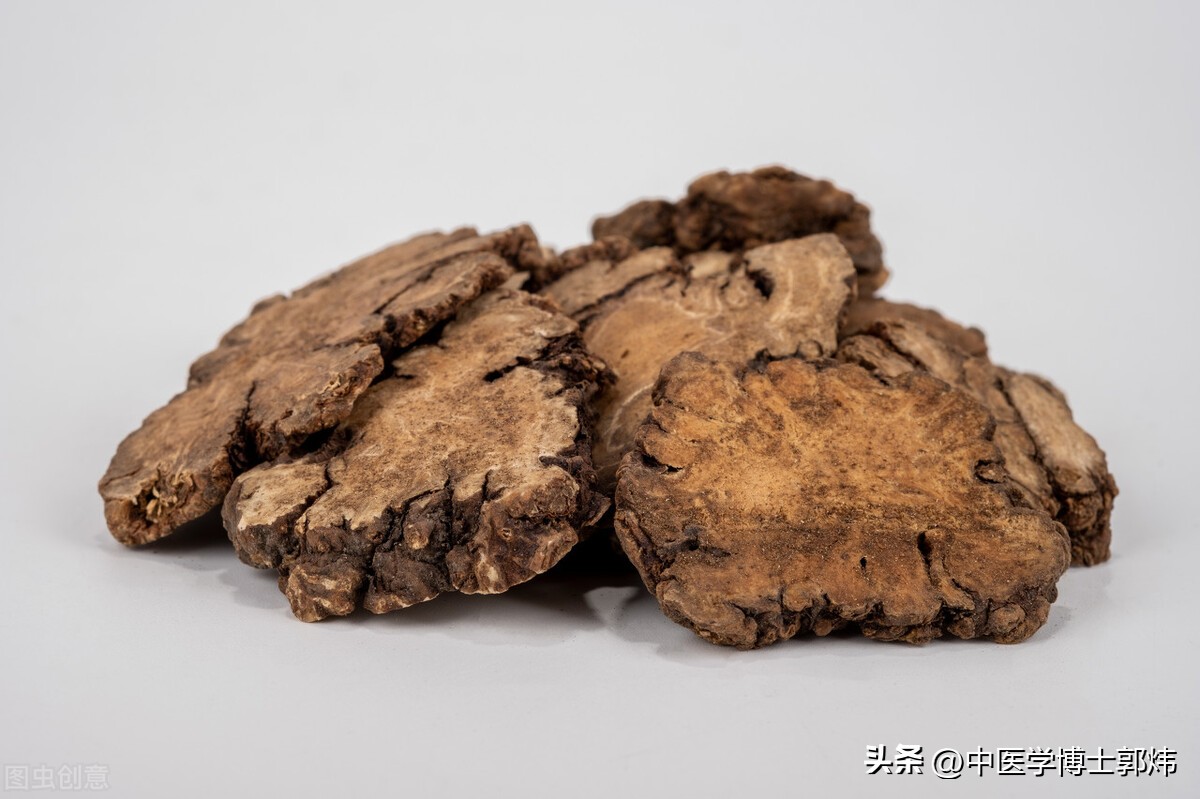 舌上舌下瘀青怎么治,舌边有瘀血吃什么中成药