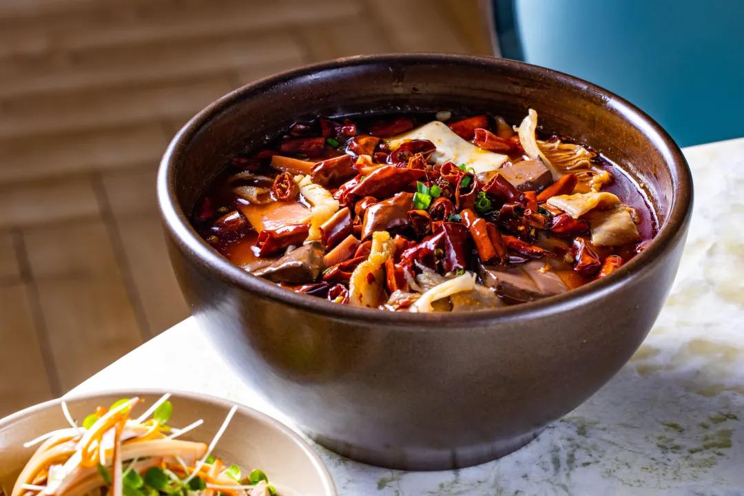 上海tiffany蓝打卡,上海tiffany蓝玫瑰