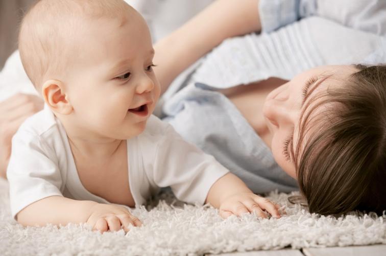 堵奶了乳房胀怎么疏通,堵奶怎么解决最快最有效的方法