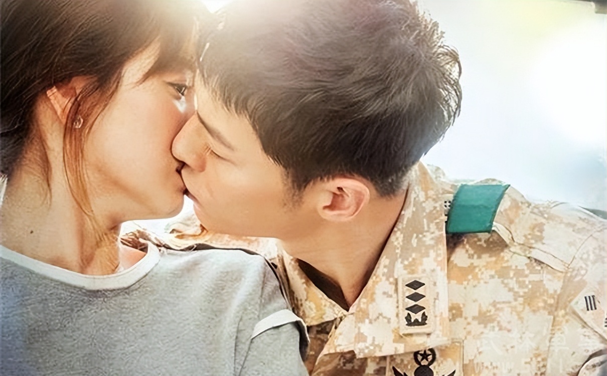 宋仲基与宋慧乔离婚后同台视频,宋仲基首谈与宋慧乔离婚后状态