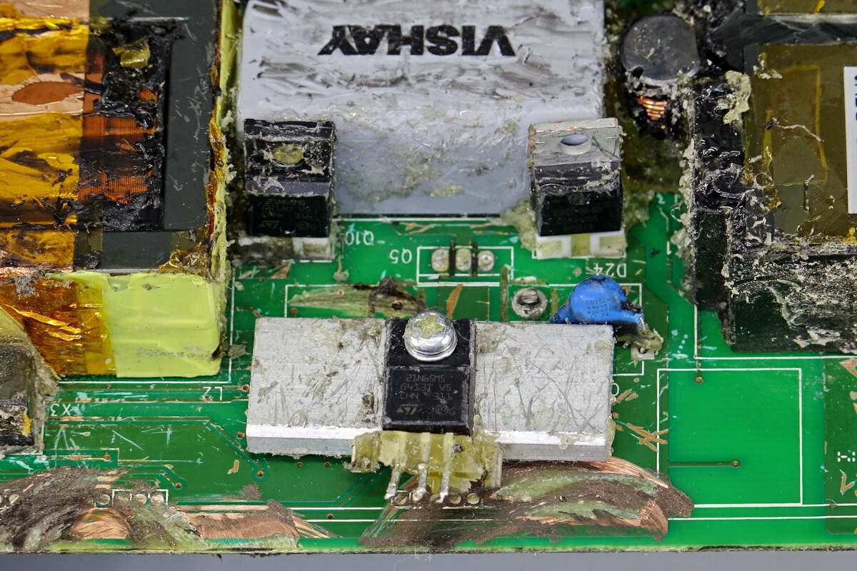 昱能光伏逆变器,昱能逆变器拆解