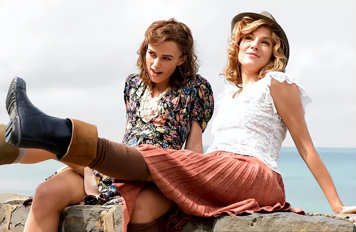 加勒比海盗1女主角凯拉奈特莉,加勒比海盗凯拉奈特莉好看吗