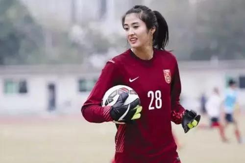 韩国女足7号李玟娥颜值,韩国女足个人照片李玟娥