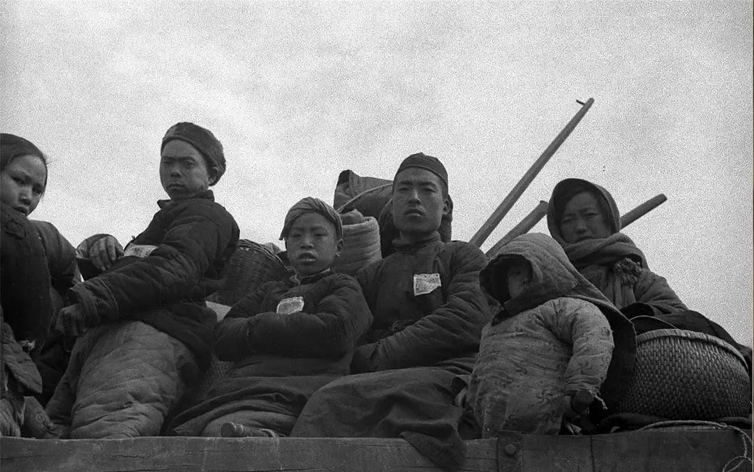 日军日记：*安妇慰**不服从管教，我很愤怒，用*刀刺**插入她的*体下**