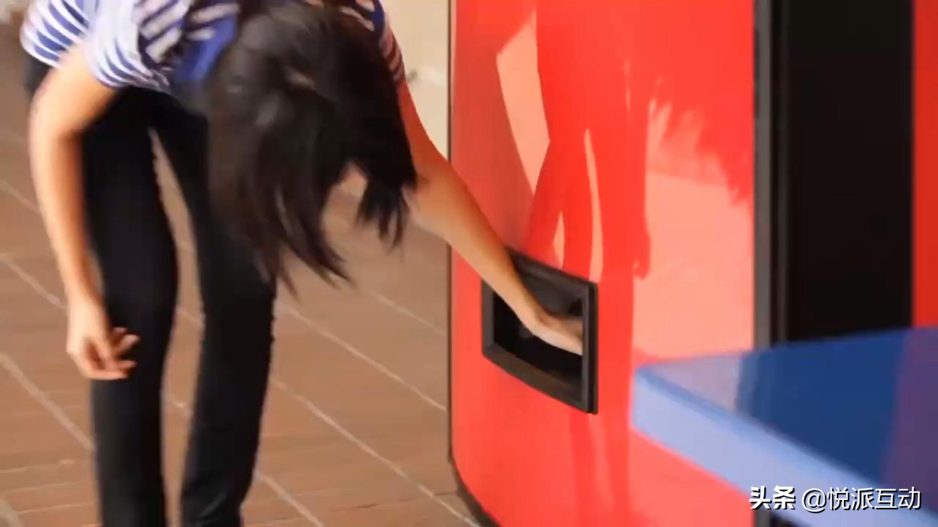 来看看天猫、vivo和可口可乐如何将贩卖机玩出了新花样？