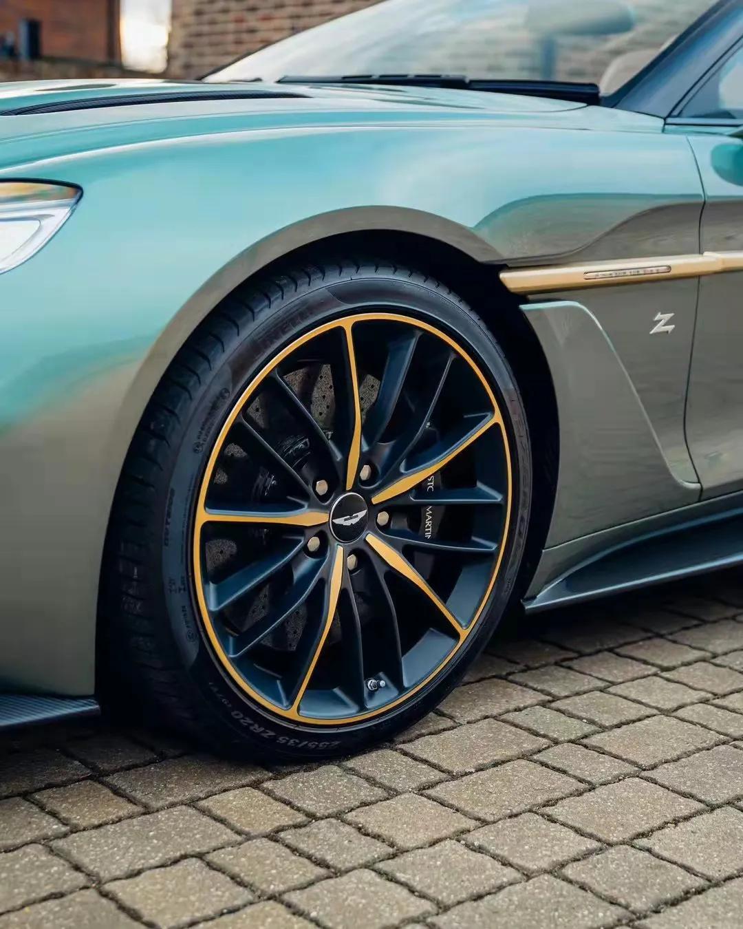 阿斯顿马丁售价30000,阿斯顿马丁全新跑车