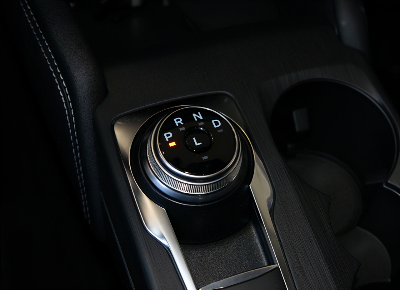 福特福克斯两厢三缸,福特福克斯感觉没劲