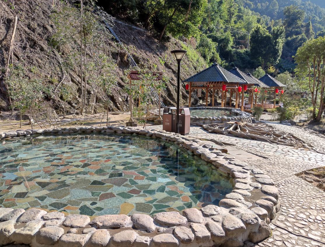 清远避暑温泉山庄,清远森林温泉