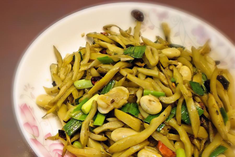 和狗爪豆长得像的有什么,很像狗爪豆的野生植物