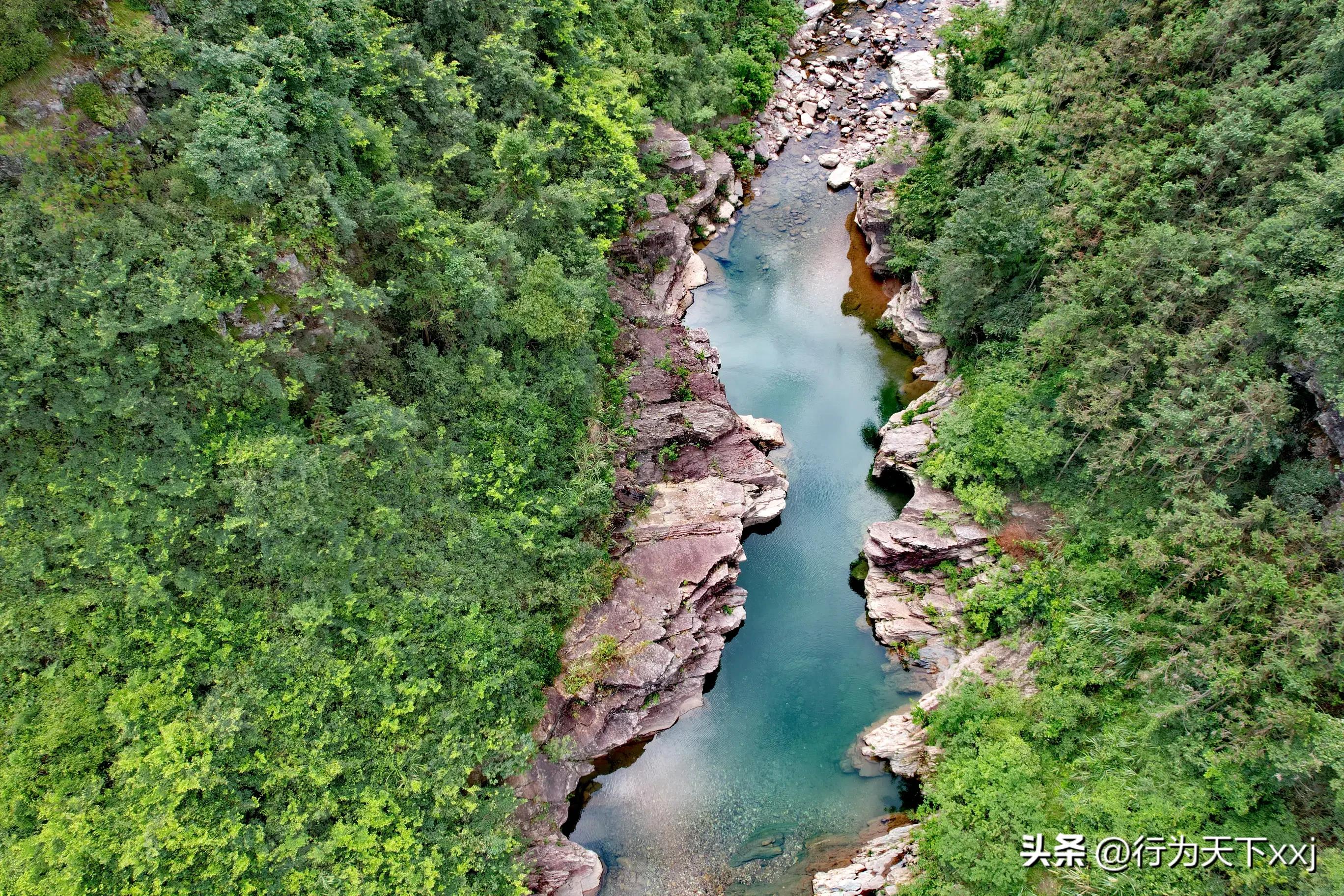 避暑天堂惹人醉完整版,避暑胜地康养天堂