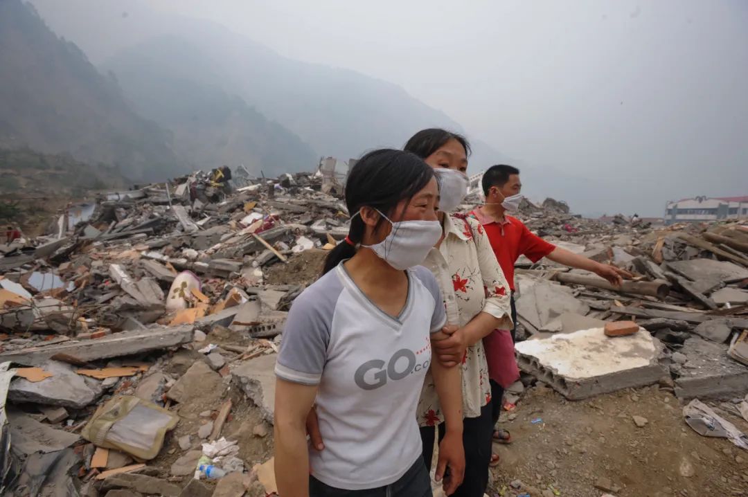 汶川地震13周年这些画面让人泪目,汶川地震感人图片含泪整理