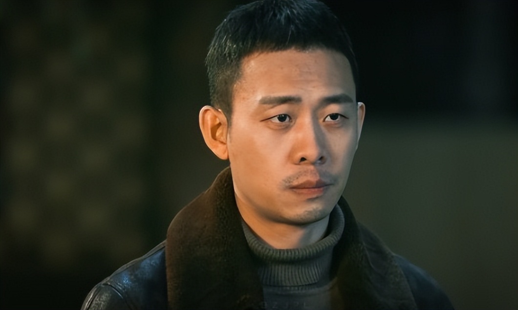 棣欐腐鍥涘ぇ褰卞笣缁忓吀鏃跺埢,棣欐腐涓ゅぇ褰卞笣宸呭嘲瀵瑰喅